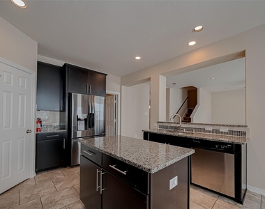 15923 Eldora Springs Court - Photo Thumbnail 17