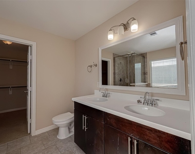 15923 Eldora Springs Court - Photo Thumbnail 23