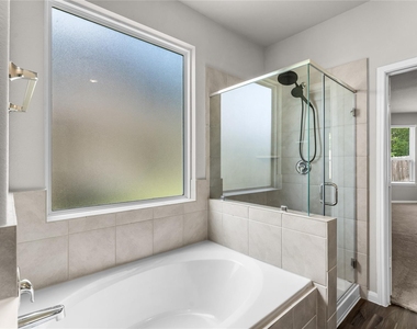 4362 Mcgregor Bluff Lane - Photo Thumbnail 15