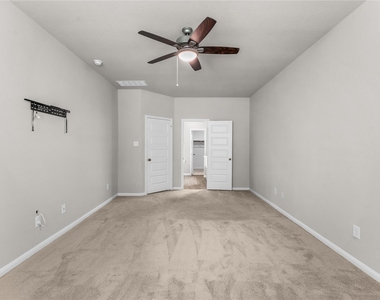 4362 Mcgregor Bluff Lane - Photo Thumbnail 12