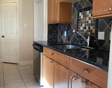 11815 Canyon Mills Drive - Photo Thumbnail 11