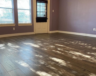 11815 Canyon Mills Drive - Photo Thumbnail 13