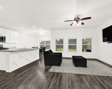 3022 Sandpiper Drive - Photo Thumbnail 6