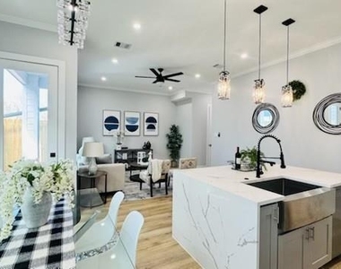 6840 Del Rio Street - Photo Thumbnail 47