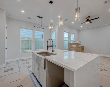 6840 Del Rio Street - Photo Thumbnail 23