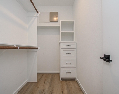 203 Danna Lane - Photo Thumbnail 17