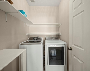 1331 W 21st Street - Photo Thumbnail 22