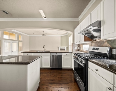 1331 W 21st Street - Photo Thumbnail 32