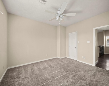 1331 W 21st Street - Photo Thumbnail 13
