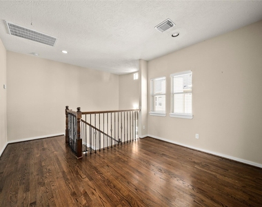 1331 W 21st Street - Photo Thumbnail 20