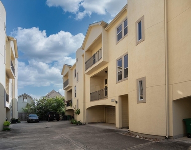 1331 W 21st Street - Photo Thumbnail 4