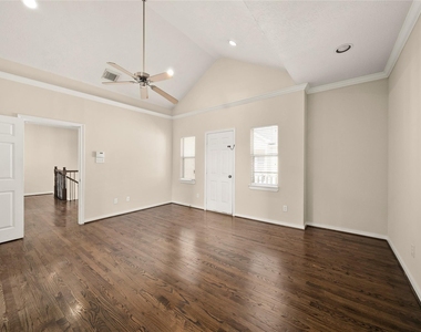 1331 W 21st Street - Photo Thumbnail 15