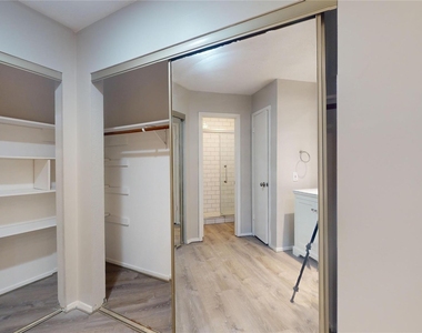2331 Barrington Place - Photo Thumbnail 24