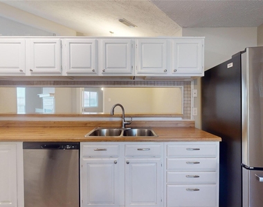 2331 Barrington Place - Photo Thumbnail 17