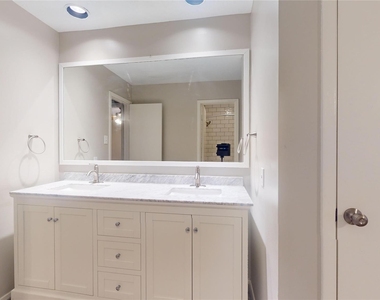 2331 Barrington Place - Photo Thumbnail 38
