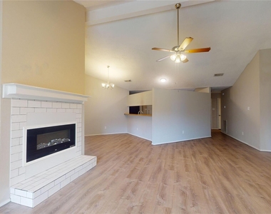 2331 Barrington Place - Photo Thumbnail 10