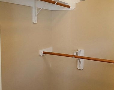111 Gallery Cove Court - Photo Thumbnail 21