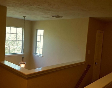 111 Gallery Cove Court - Photo Thumbnail 17