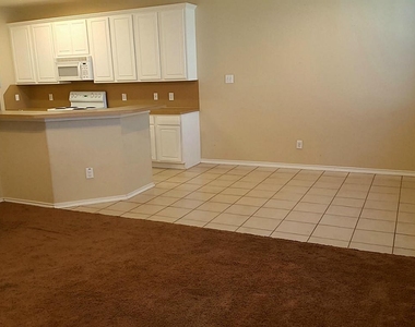 111 Gallery Cove Court - Photo Thumbnail 8