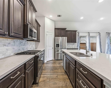 9314 Eckert Road - Photo Thumbnail 4