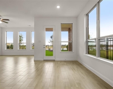 2064 Terra Rose Dr - Photo Thumbnail 9