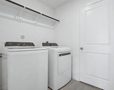 6323 Geyser Starish Drive - Photo Thumbnail 23