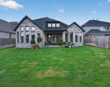 3123 Lantana Trail - Photo Thumbnail 41