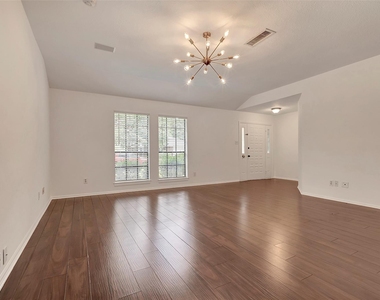 6 Green Slope Place - Photo Thumbnail 9