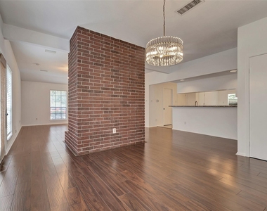 6 Green Slope Place - Photo Thumbnail 12