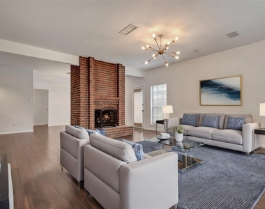 6 Green Slope Place - Photo Thumbnail 4