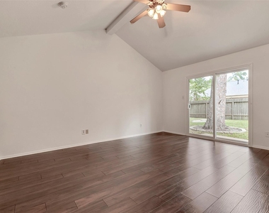 6 Green Slope Place - Photo Thumbnail 22