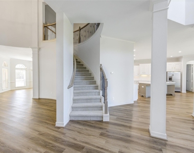 3007 Mullingar Walk - Photo Thumbnail 10