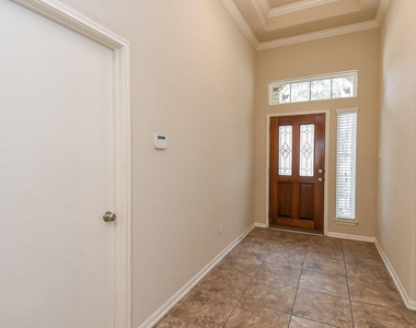 4215 Mill Oaks Drive - Photo Thumbnail 3
