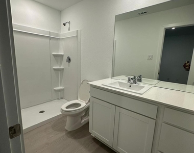 939 Pertuso Lane Lane - Photo Thumbnail 13