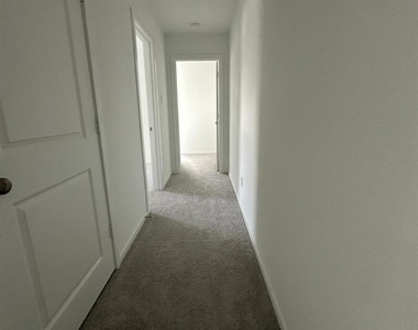 939 Pertuso Lane Lane - Photo Thumbnail 9