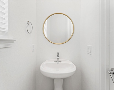 1526 Ojeman Road - Photo Thumbnail 16