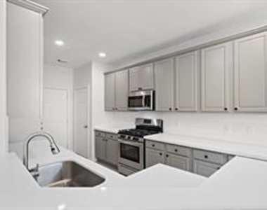 16546 Cairngrove Lane - Photo Thumbnail 6
