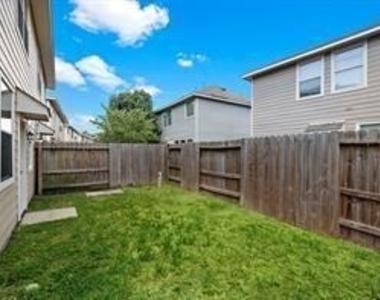 16546 Cairngrove Lane - Photo Thumbnail 24