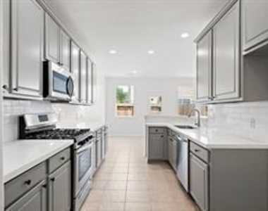 16546 Cairngrove Lane - Photo Thumbnail 5