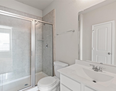 29650 Kynndal Shore Drive - Photo Thumbnail 31