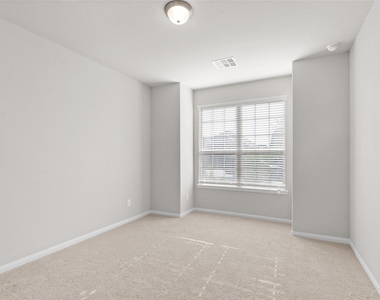29650 Kynndal Shore Drive - Photo Thumbnail 19
