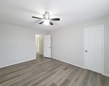 3602 Zephyr Glen Way - Photo Thumbnail 34