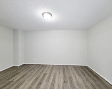 3602 Zephyr Glen Way - Photo Thumbnail 30
