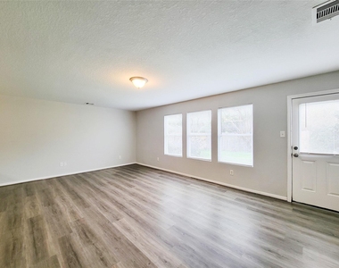 3602 Zephyr Glen Way - Photo Thumbnail 16