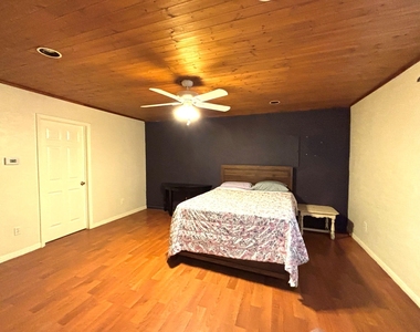 4901 Timber Lane - Photo Thumbnail 17