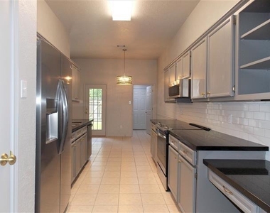 7965 Pecan Drive - Photo Thumbnail 9