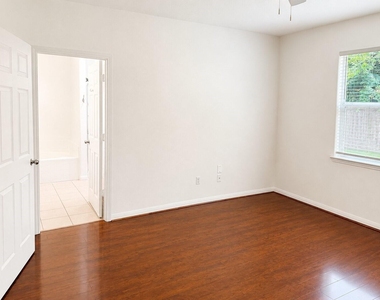 38106 N Sweetwater Circle - Photo Thumbnail 9