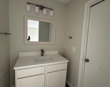 13626 Sunswept Way - Photo Thumbnail 17