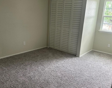 13626 Sunswept Way - Photo Thumbnail 19