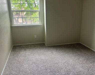13626 Sunswept Way - Photo Thumbnail 22